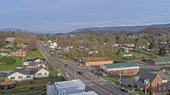 Weather camera view of Russell County Courthouse.