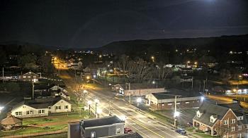 Weather camera view of Russell County Courthouse.