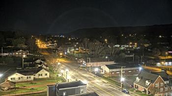 Weather camera view of Russell County Courthouse.