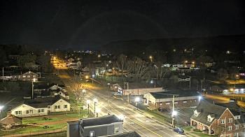 Weather camera view of Russell County Courthouse.