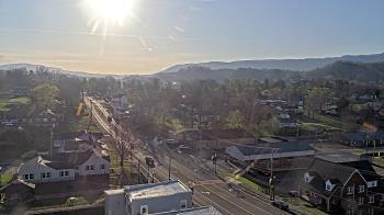 Weather camera view of Russell County Courthouse.