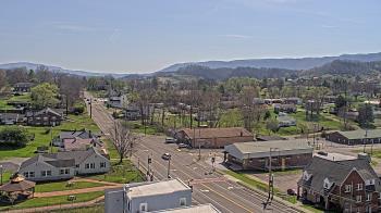 Weather camera view of Russell County Courthouse.