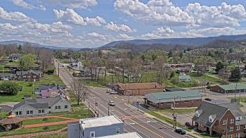 Weather camera view of Russell County Courthouse.