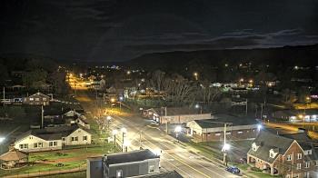 Weather camera view of Russell County Courthouse.