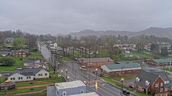 Weather camera view of Russell County Courthouse.