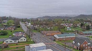 Weather camera view of Russell County Courthouse.