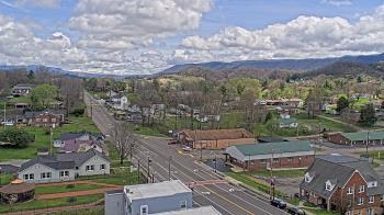 Weather camera view of Russell County Courthouse.
