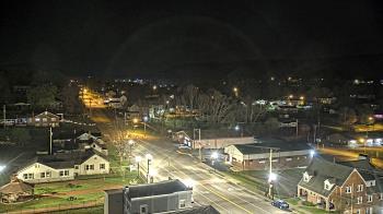 Weather camera view of Russell County Courthouse.