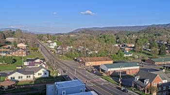 Weather camera view of Russell County Courthouse.