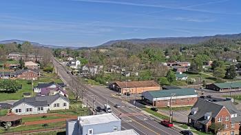 Weather camera view of Russell County Courthouse.