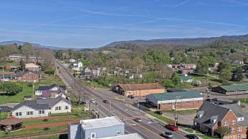 Weather camera view of Russell County Courthouse.