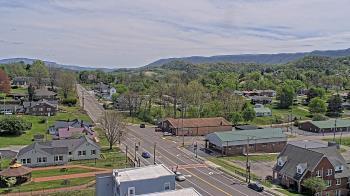 Weather camera view of Russell County Courthouse.