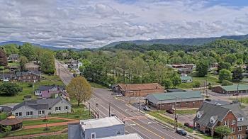Weather camera view of Russell County Courthouse.