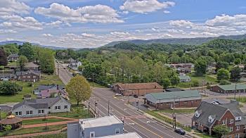 Weather camera view of Russell County Courthouse.