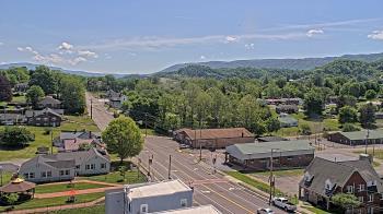 Weather camera view of Russell County Courthouse.