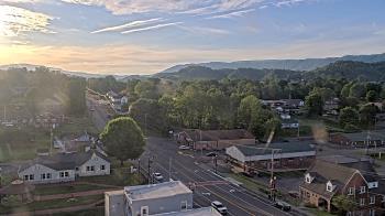 Weather camera view of Russell County Courthouse.