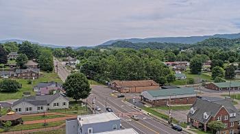 Weather camera view of Russell County Courthouse.