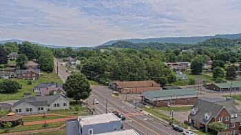 Weather camera view of Russell County Courthouse.