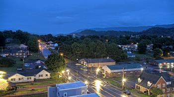 Weather camera view of Russell County Courthouse.