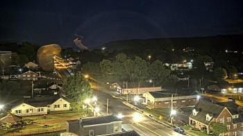 Weather camera view of Russell County Courthouse.