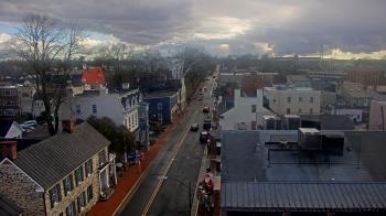 Weather camera view of Town of Leesburg.