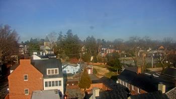 Weather camera view of Town of Leesburg.