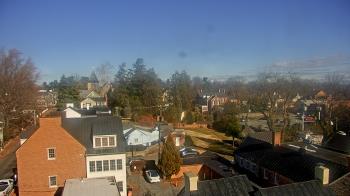 Weather camera view of Town of Leesburg.