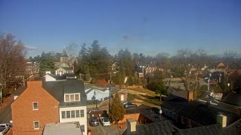 Weather camera view of Town of Leesburg.