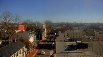 Weather camera view of Town of Leesburg.