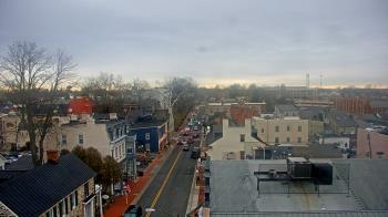 Weather camera view of Town of Leesburg.