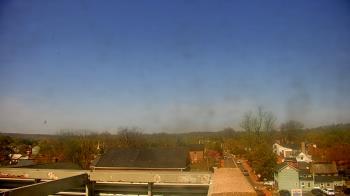 Weather camera view of Town of Leesburg.