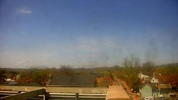 Weather camera view of Town of Leesburg.