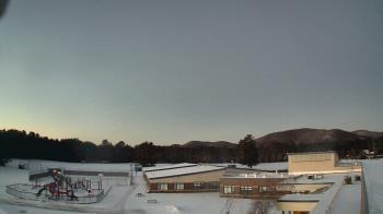 Weather camera view of Stuart M Townsend Elementary School.