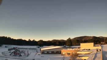 Weather camera view of Stuart M Townsend Elementary School.