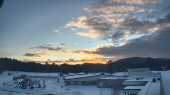 Weather camera view of Stuart M Townsend Elementary School.