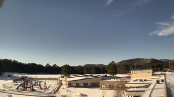 Weather camera view of Stuart M Townsend Elementary School.