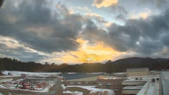 Weather camera view of Stuart M Townsend Elementary School.