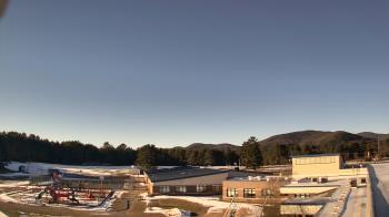 Weather camera view of Stuart M Townsend Elementary School.