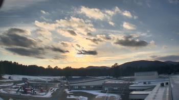 Weather camera view of Stuart M Townsend Elementary School.