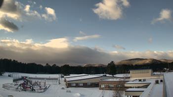 Weather camera view of Stuart M Townsend Elementary School.