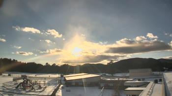 Weather camera view of Stuart M Townsend Elementary School.