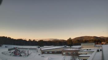 Weather camera view of Stuart M Townsend Elementary School.