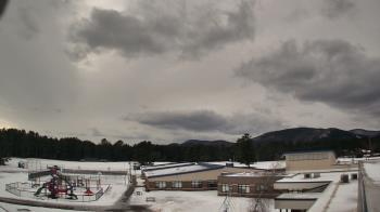 Weather camera view of Stuart M Townsend Elementary School.