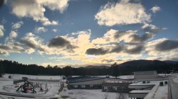 Weather camera view of Stuart M Townsend Elementary School.