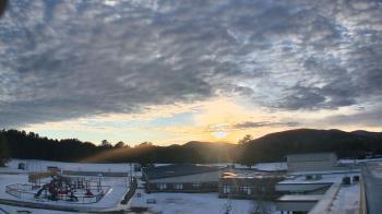 Weather camera view of Stuart M Townsend Elementary School.