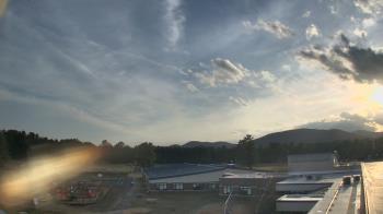 Weather camera view of Stuart M Townsend Elementary School.