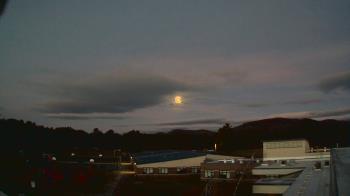 Weather camera view of Stuart M Townsend Elementary School.