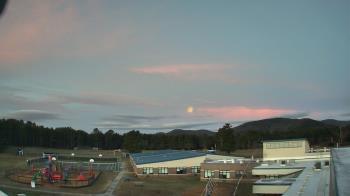 Weather camera view of Stuart M Townsend Elementary School.