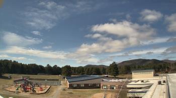Weather camera view of Stuart M Townsend Elementary School.