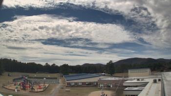 Weather camera view of Stuart M Townsend Elementary School.